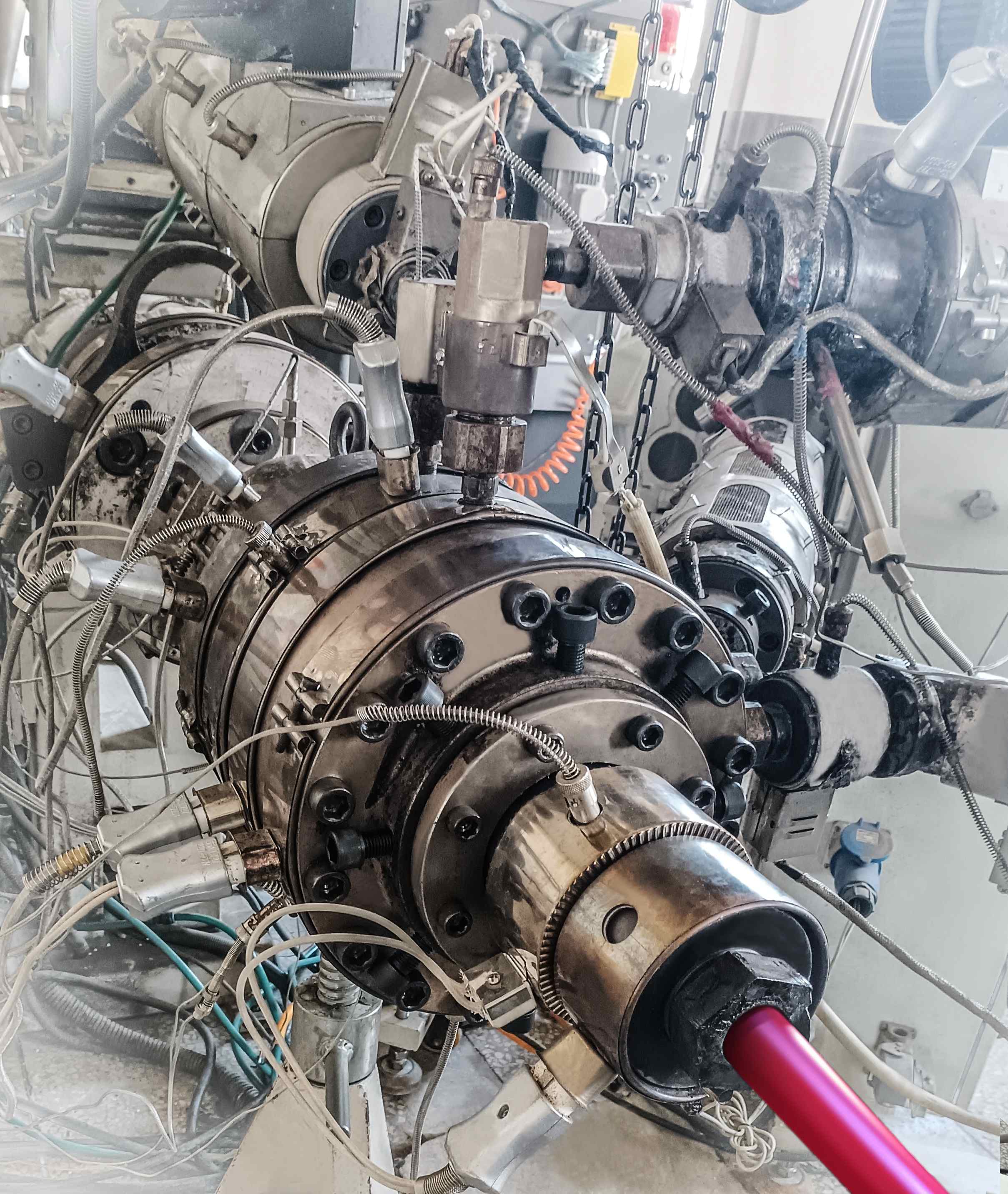 1764127022296236.jpg 1764127022296236.jpg